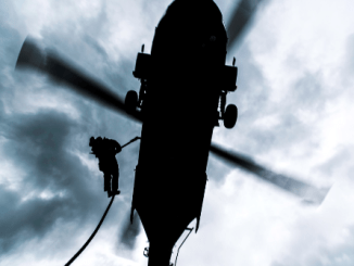 1-10th SFGA Special Forces Soldier fastroping from a Black Hawk helicopter in Europe (photo SOCEUR 2016).